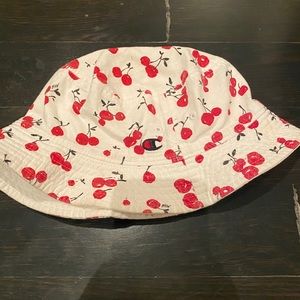 Champion bucket hat